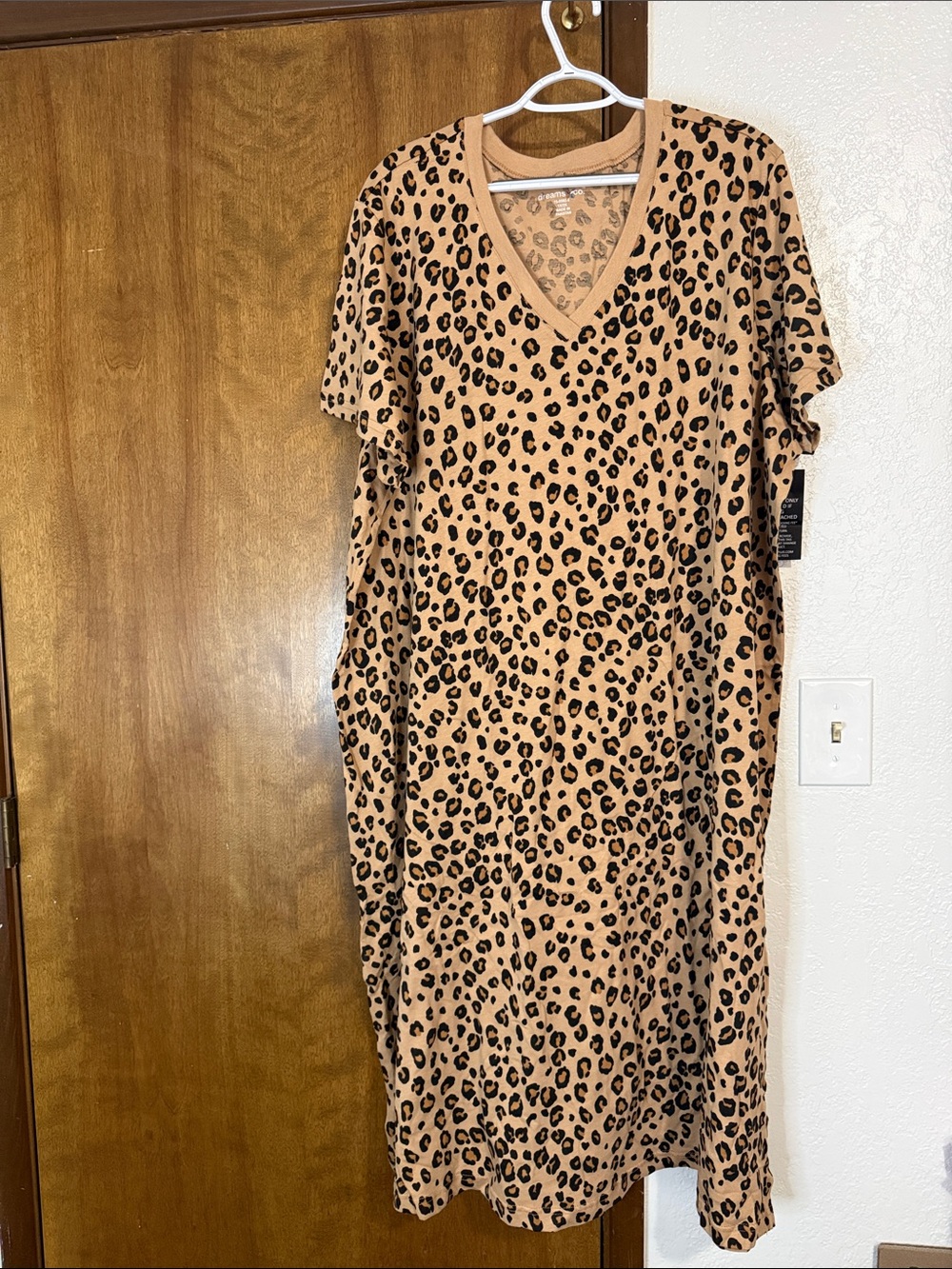 Leopard Print V-Neck Maxi Dress - Tan & Black